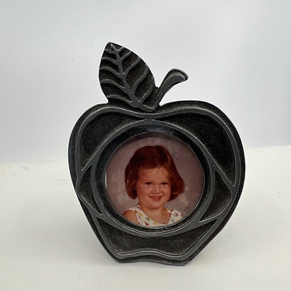 Vintage 'Apple' Design Metzke Pewter Picture Frame - Picture 1 of 11